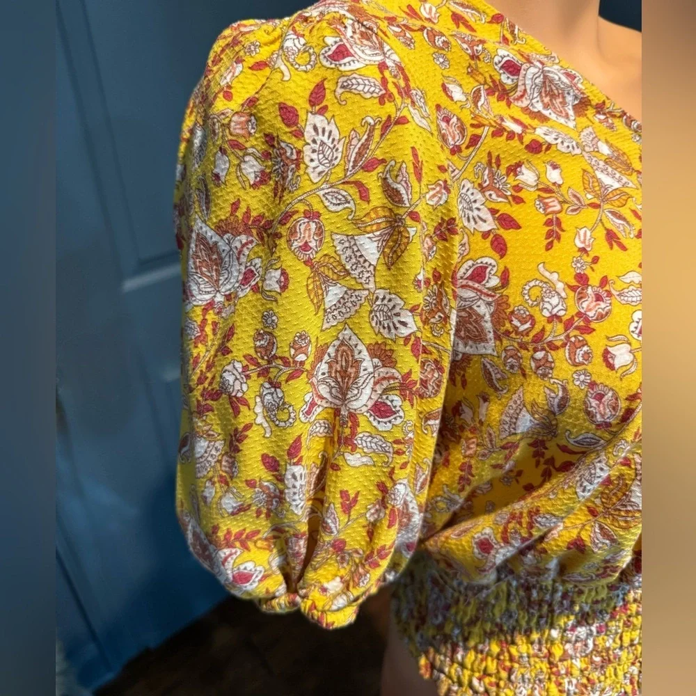Cupcakes & Cashmere Yellow Floral Smocked Puff Sleeve Blouse Medium